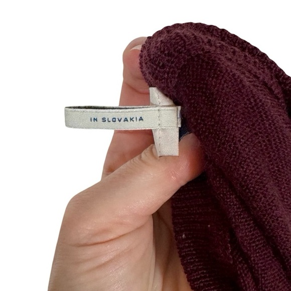 MONCLER Maglione Tricot Girocollo Logo Patch 100% Wool Jumper Sweater Burgundy - Picture 9 of 16